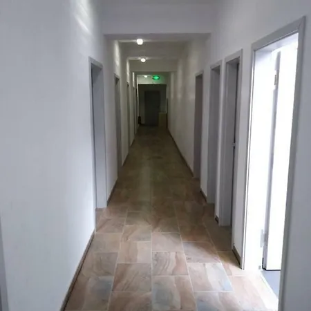 Gastehaus Naher Porsche Fabrik Zimmer/room 16 度假居 斯图加特
