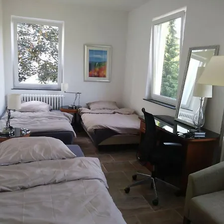 Gastehaus Naher Porsche Fabrik Zimmer/room 16 * Stuttgart